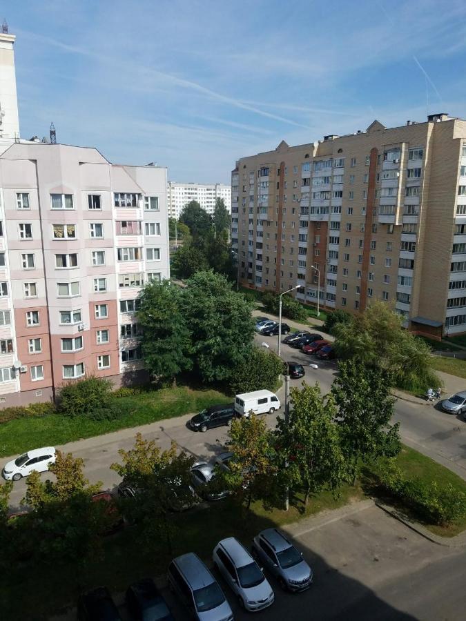 Uyutnaya Komnata Vozle Metro Aparthotel Minsk Exterior photo